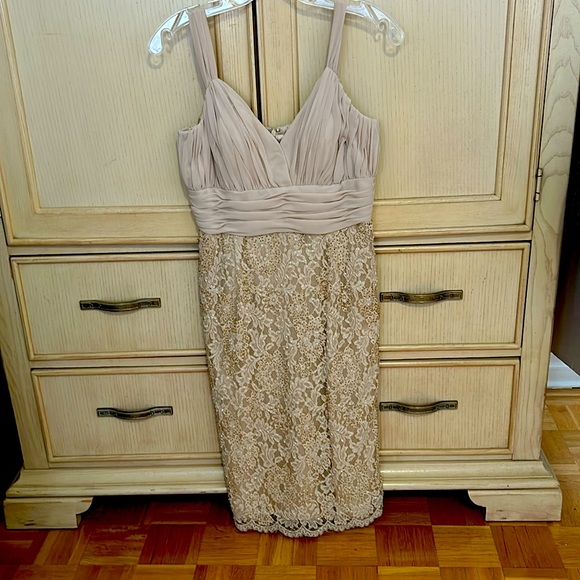 Dresses & Skirts - Beautiful beaded cream cocktail dress.